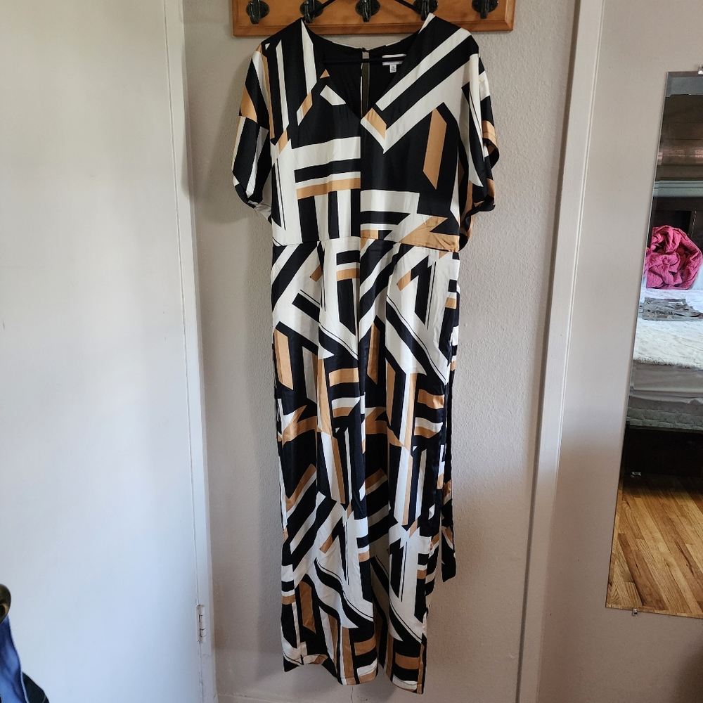 Luxeology Geometric Black and Gold Wide Leg Jumpsuit - Size XL Petite Length - Picture 6 of 16